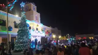 Aunque no se respetaron los protocolos anticovid, algunos habitantes señalaron que la festividad local es imperdible