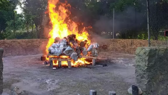 Fueron más de 200 kilogramos de cocaína incinerados por la Sedena y la FGR en Cancún Fueron más de 200 kilogramos de cocaína incinerados por la Sedena y la FGR en Cancún