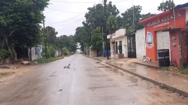 Los habitantes se mantienen en sus casas, las calles de Kantunilkín lucen semi desiertas