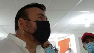 Seis propietarios de puestos aseguraban que el directo Eleazar Herrera les había clausurado sus locales sin argumento alguno