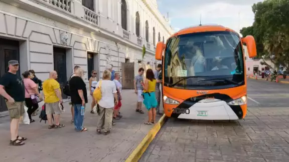 La Cámara de Comercio asegura que la afluencia turística no se ha visto afectada y que la derrama económica que hay por la temporada vacacional continún