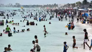Progreso recibe a casi 15 mil visitantes previo a la Semana Santa