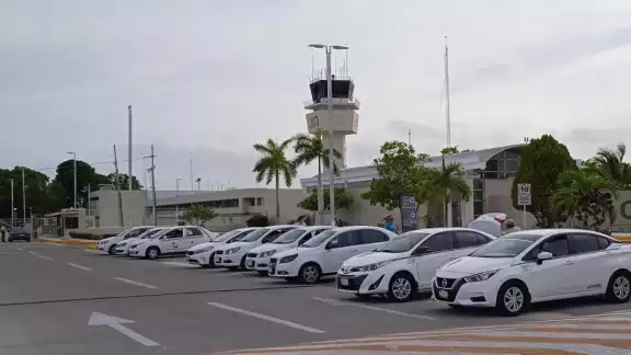 El REPUVE se da seguridad jurídica a los automovilistas y se permite que su unidad, en caso de un robo, se pueda localizar El REPUVE se da seguridad jurídica a los automovilistas y se permite que su unidad, en caso de un robo, se pueda localizar