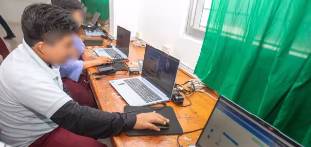 Alumnos de secundaria recibirán la beca Rita Cetina