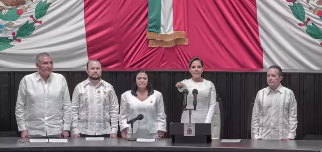 Mara Lezama ha mantenido sus dos primeros eventos solemnes como Gobernadora de Quintana Roo con el bloqueo a los medios de comunicación