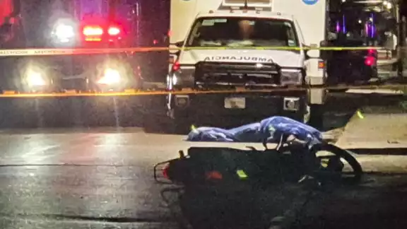 El motociclista falleció en el lugar del accidente, según confirmaron paramédicos en Cozumel que acudieron al sitio El motociclista falleció en el lugar del accidente, según confirmaron paramédicos en Cozumel que acudieron al sitio