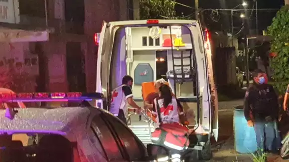 Autoridades de la FGE Quintana Roo iniciaron las investigaciones en el lugar del hecho en Cozumel Autoridades de la FGE Quintana Roo iniciaron las investigaciones en el lugar del hecho en Cozumel