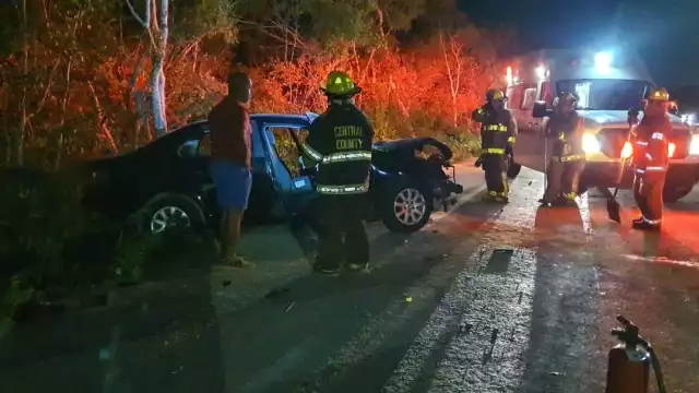 Uno de los jóvenes fue detenido por elementos de la policía
