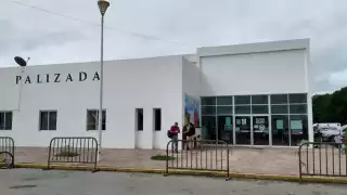 Los módulos de vacunación lucen casi vacíos ante la falta de interés de las personas de 40 años en adelante