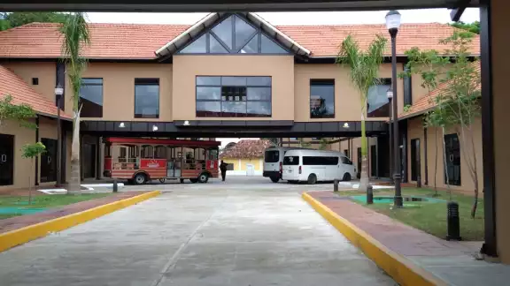 Esta obra que tiene un costo superior a los 30 millones de pesos y que fue inaugurada por el saliente gobierno del estado Esta obra que tiene un costo superior a los 30 millones de pesos y que fue inaugurada por el saliente gobierno del estado