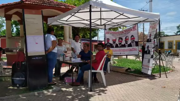 Morena ha estado desde inicio del mes trabajando en la difusión Morena ha estado desde inicio del mes trabajando en la difusión