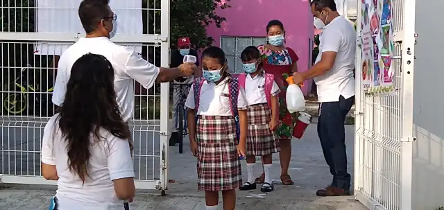 Escuelas particulares refuerzan filtros de sanidad por enfermedades