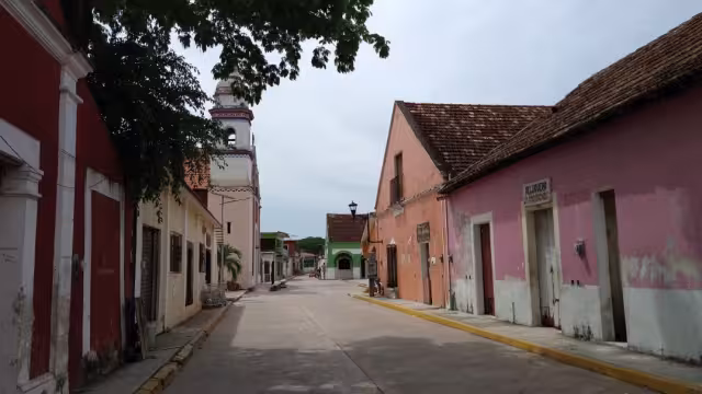 Muchos habitantes están permaneciendo en sus casas