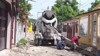 Obras hormiga poco ayudan en la creación de empleos formales en Ciudad del Carmen