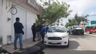 Los cuatro negocios afectados por la delincuencia, contaban con puertas anticiclónicas, mismas que ya no son suficientes