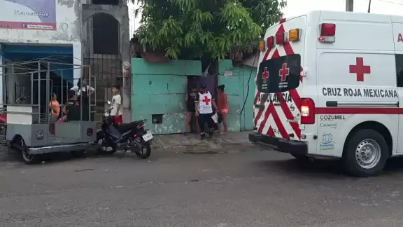 Niño recibe descarga eléctrica de forma accidental en su casa Niño recibe descarga eléctrica de forma accidental en su casa