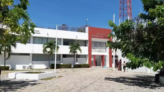 El hombre fue detenido con varias bolsitas con cocaína en Ciudad del Carmen El hombre fue detenido con varias bolsitas con cocaína en Ciudad del Carmen