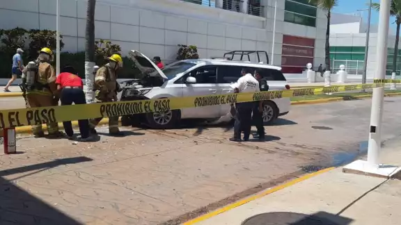 El auto fue remoldado al corralón de Cozumel El auto fue remoldado al corralón de Cozumel