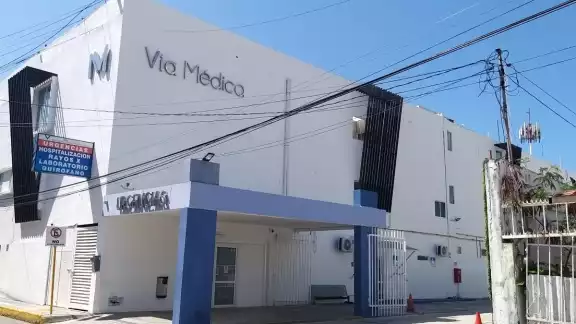 Clínica de Campeche es suspendida por la COFEPRIS por no contar con la documentación vigente Clínica de Campeche es suspendida por la COFEPRIS por no contar con la documentación vigente