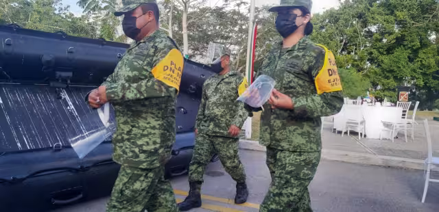 Los soldados de la Sedena en Cozumel conmemoraron el 109 aniversario del Día del Ejército Mexicano con un desayuno