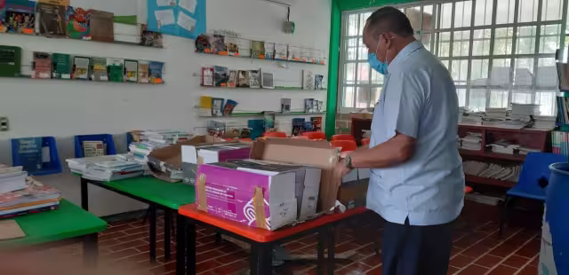 Los alumnos hacen su mejor esfuerzo para continuar sus estudios