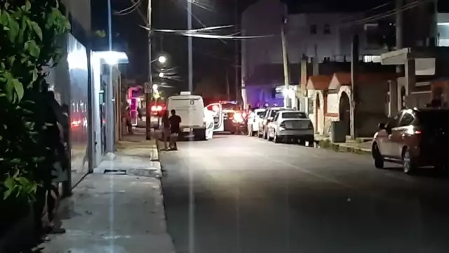 Personal del Semefo en Cozumel realizó el levantamiento del cadáver que estaba dentro de una cuartería