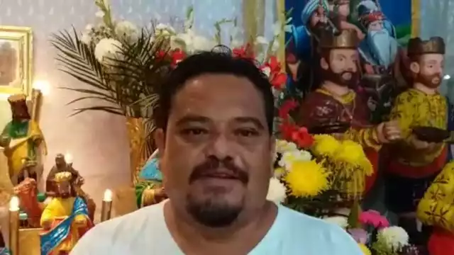 El entrevistado compartió que en otros años, cocinaban más de 20 pavos para la elaboración del relleno negro