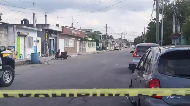 Los dos detenidos aseguran que el “Veudy” entró a robar, fue descubierto y le estaban  dando una lección