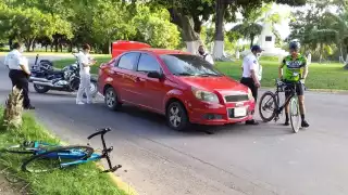 El lesionado fue trasladado al Hospital General de la ciudad. Foto: Julio Javier Mena
