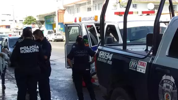 La víctima fue revisara por paramédicos