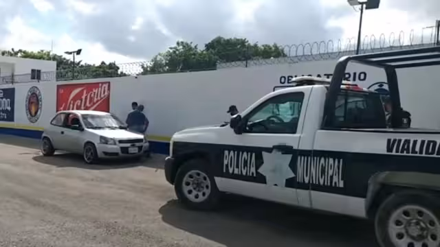 Se llevan 280 mil pesos de un bodega en la empresa cervecera de Corona en Bacalar