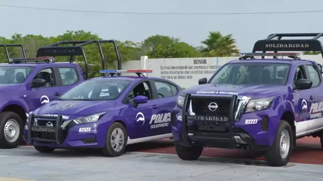Los policías tuvieron que dialogar con la joven para convencerla de desistir a sus intenciones