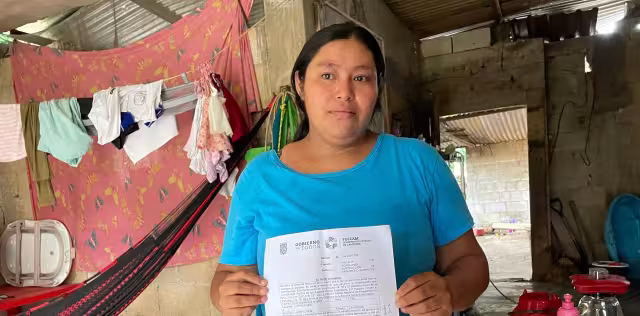 Celia Candelaria Castillo Acosta pide que su madre le devuelva a su hijo de 10 años, quien fue sustraído bajo engaños