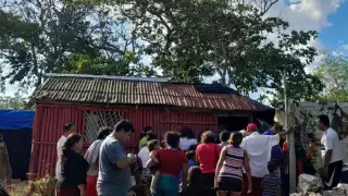 Rescatan a abuelito de Tizimín tras ser encerrado en su casa por su hijo