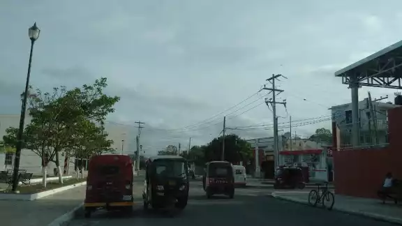 Los habitantes prefieren caminar o utilizar a los nuevos 'mandaditos' Los habitantes prefieren caminar o utilizar a los nuevos 'mandaditos'