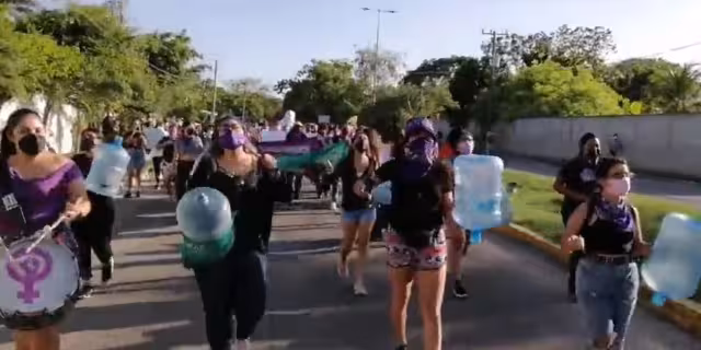 En la marcha, no participan la familia de la joven y ha sido organizada por los colectivos feministas