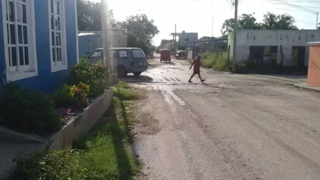 Los habitantes acusan a Palomo Kú de irresponsable al no atender las necesidades de su pueblo.