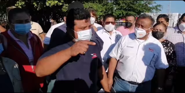 Los maestros reclamaron que buscan desaparecer plazas en Quintana Roo, lo que afectaría a profesores indígenas