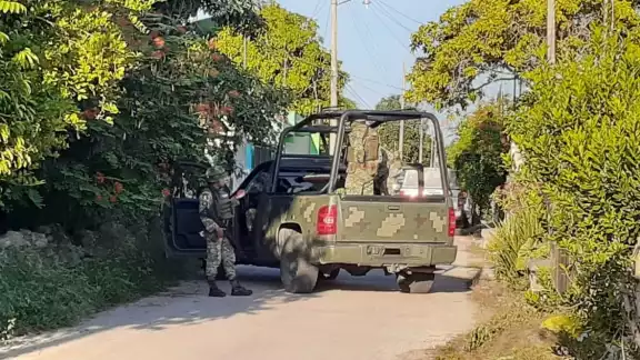 Se habla de cinco personas detenidas, pero no fue confirmado por las autoridades