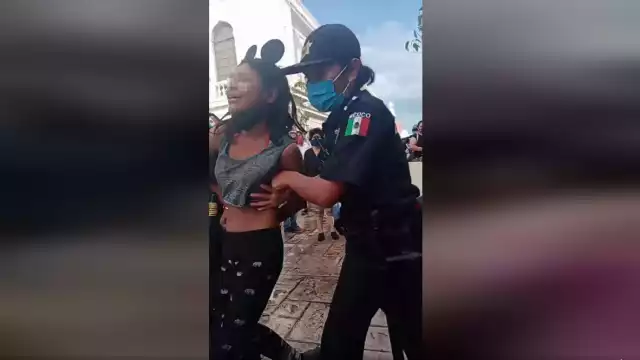 La Policía Municipal de Mérida indicó que se encuentran localizando a los familiares de la menor Foto: Facebook