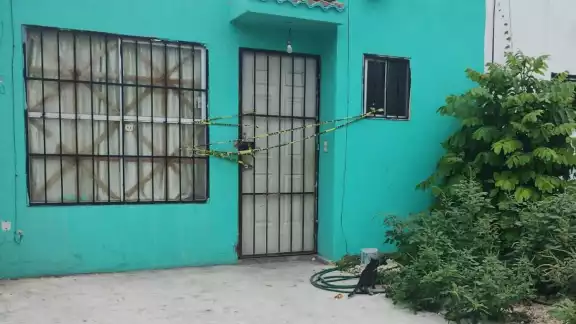 En la casa también se decomisó droga En la casa también se decomisó droga