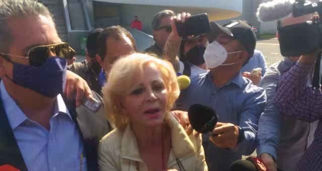 Alejandra Cuuevas estuvo presa por casi dos años. Foto: Twitter @marcosaariel