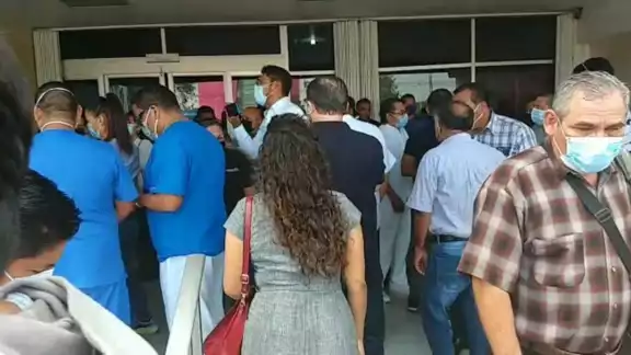 Los empleados del ISSSTE exigieron el mantenimiento de la clínica en Chetumal, pues evita dar servicio correcto a los derechohabientes Los empleados del ISSSTE exigieron el mantenimiento de la clínica en Chetumal, pues evita dar servicio correcto a los derechohabientes