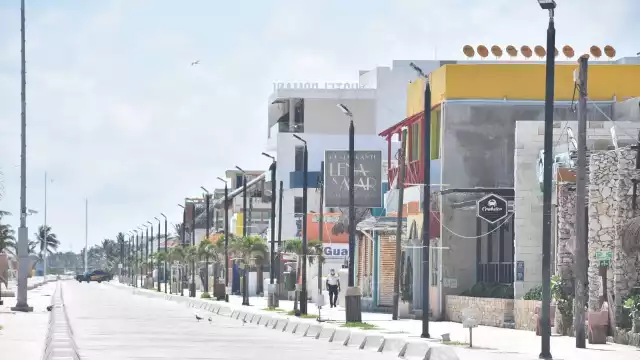 Restauranteros y dueños de pescaderías esperan un incremento en el costo del kilo de mero frito