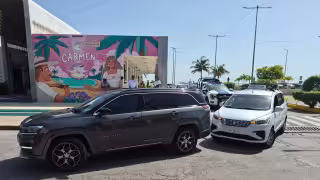 Tránsito colapsa por choque vehicular  en el Centro de Ciudad del Carmen