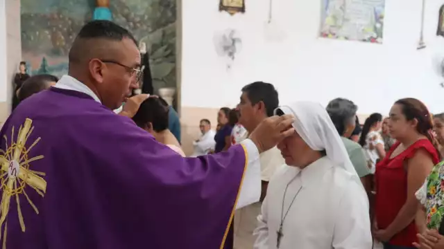 La temporada de la Cuaresma dio inicio con el Miércoles de Ceniza