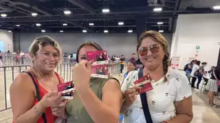 Entregan boletos para el concierto gratuito de Gloria Trevi en la Feria Yucatán Xmatkuil 2025