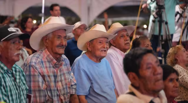 Hay registro en Yucatán para las Pensiones Mujeres Bienestar y de Adultos Mayores