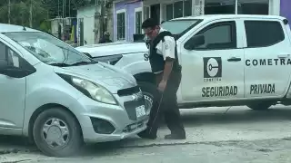 Camioneta de Cometra choca contra Spark en Champotón dejando daños materiales 