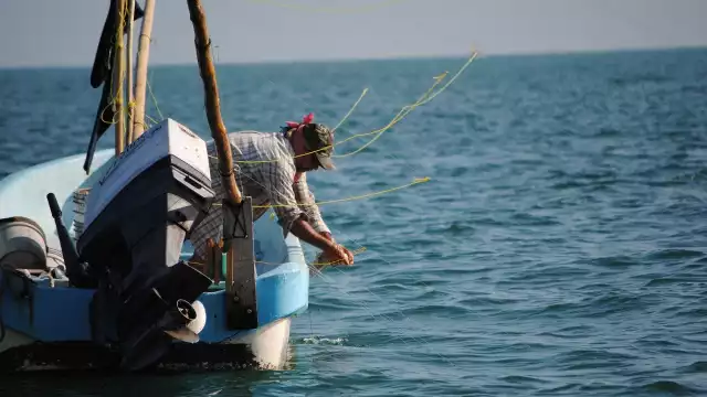 Los ribereños apenas han podido salir al mar cuatro días en lo que va del año